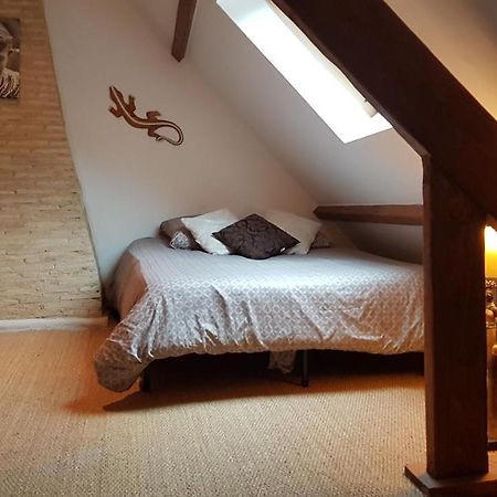 مبيت وإفطار Beaumont-sur-Sarthe La Belmontaise المظهر الخارجي الصورة