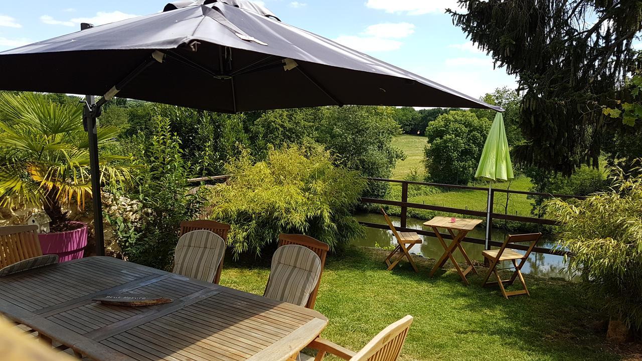 مبيت وإفطار Beaumont-sur-Sarthe La Belmontaise المظهر الخارجي الصورة
